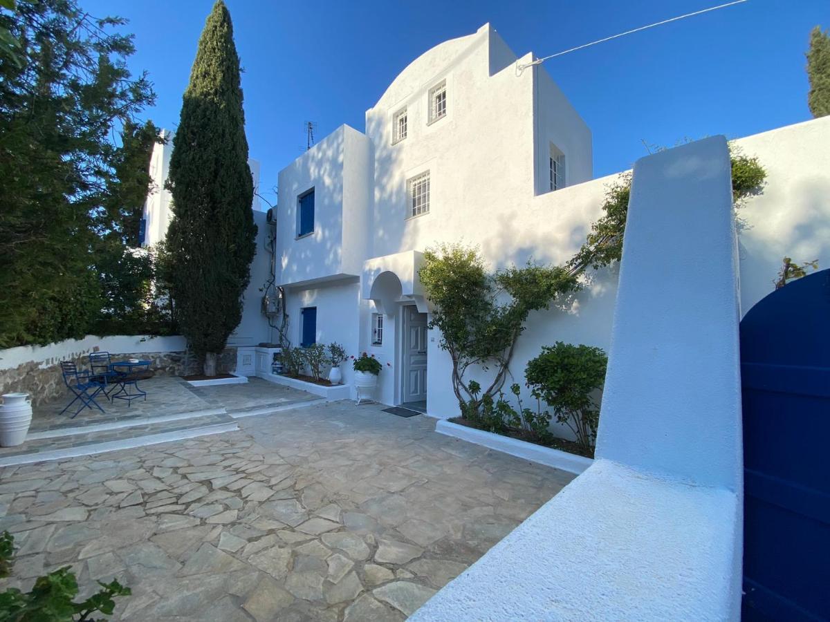 Retreat Villa By The Sea With Pool In 포르토헬리 외부 사진
